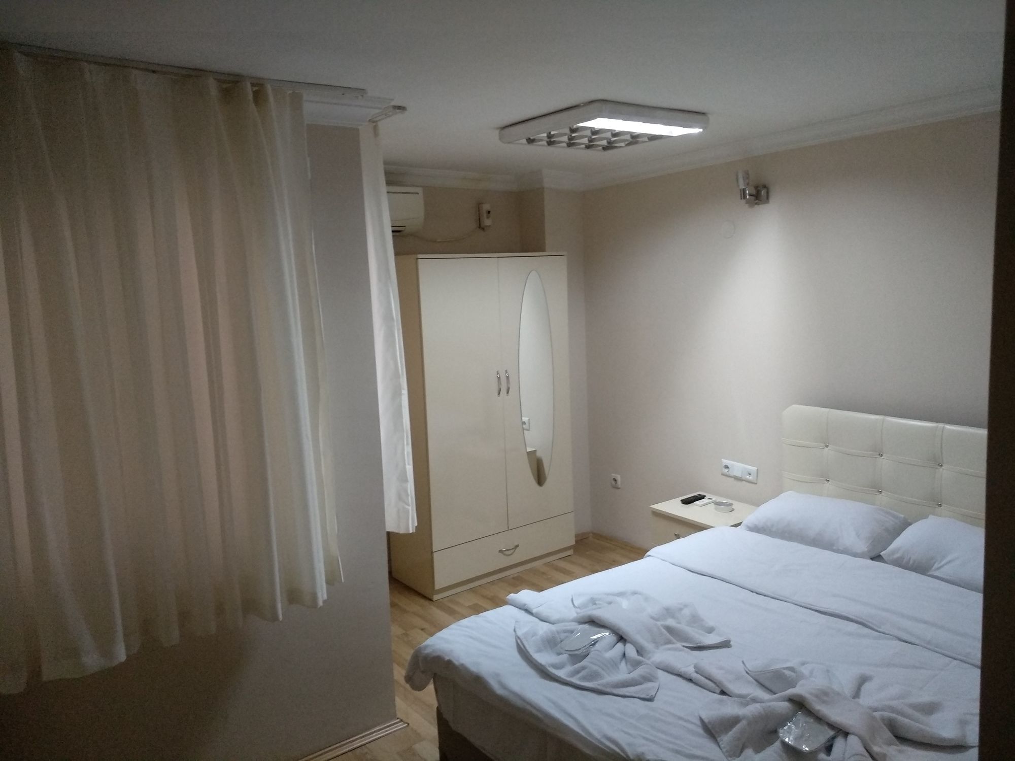 Idyllic Taksim Hotel Истанбул Екстериор снимка